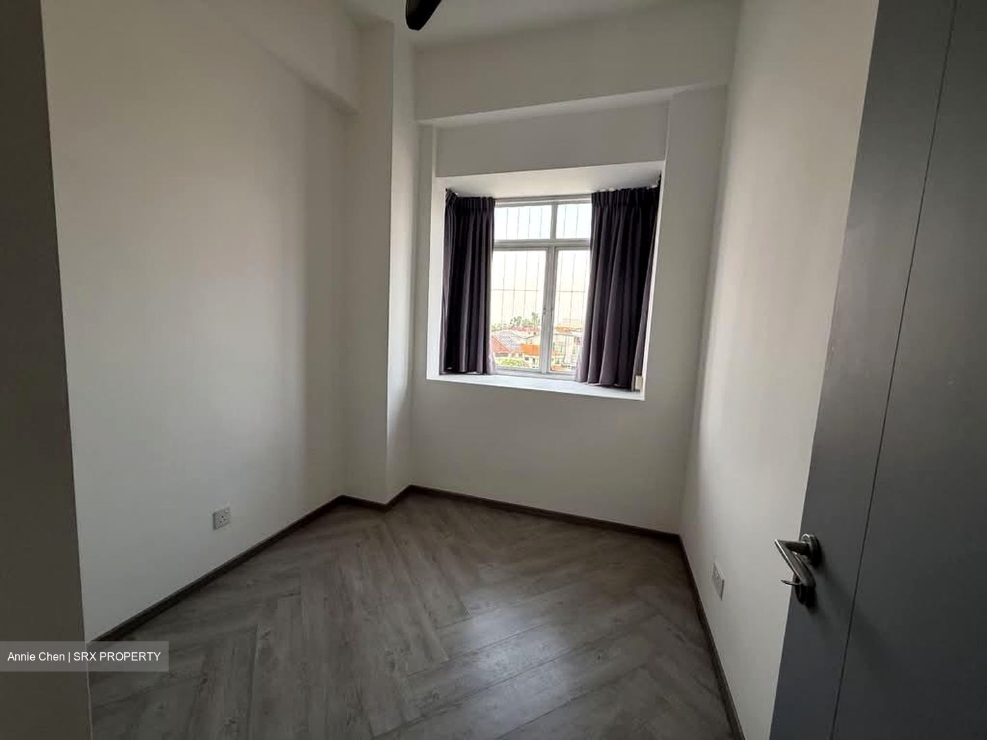 Grosvenor View (D14), Condominium #560118031